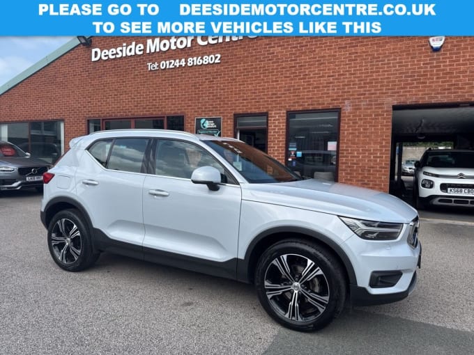 2025 Volvo Xc40
