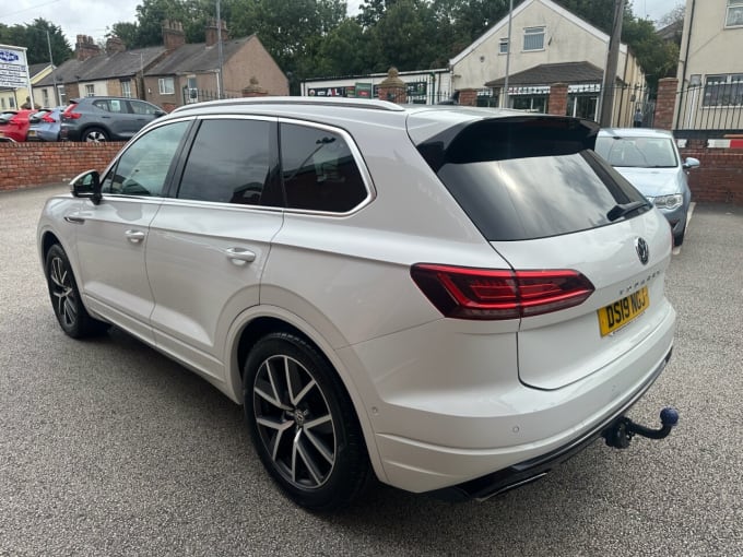 2025 Volkswagen Touareg