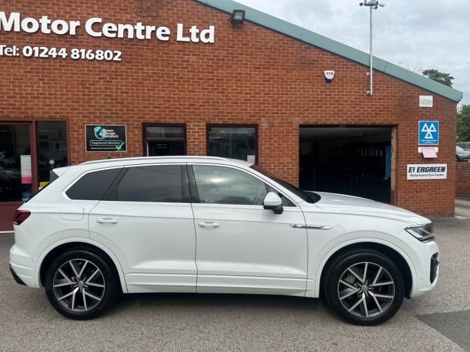 2025 Volkswagen Touareg