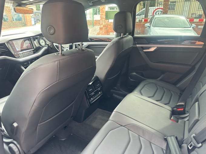 2025 Volkswagen Touareg