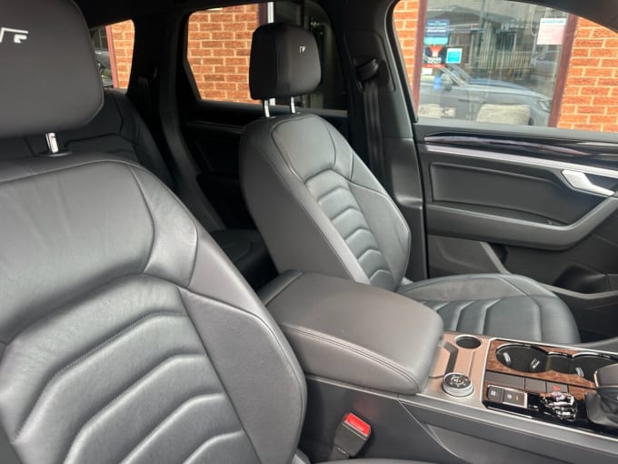 2025 Volkswagen Touareg