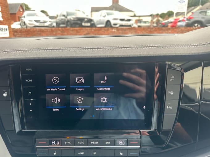 2025 Volkswagen Touareg