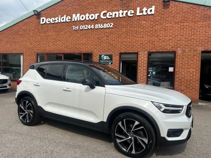 2025 Volvo Xc40