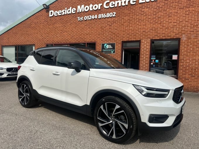 2025 Volvo Xc40