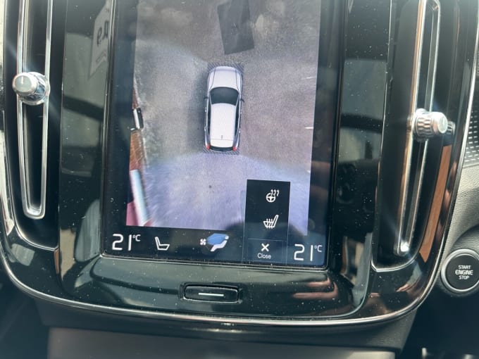 2025 Volvo Xc40