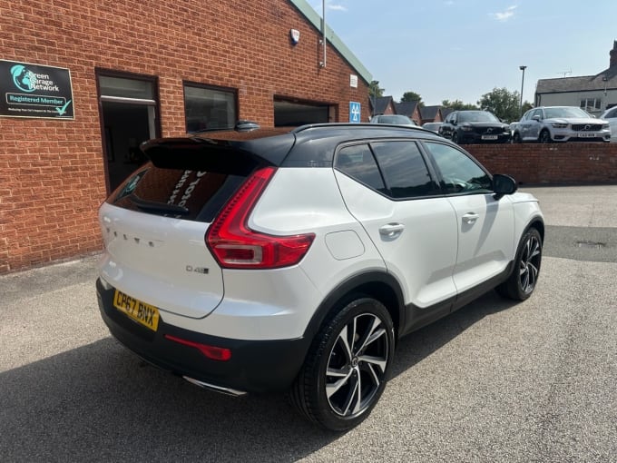 2025 Volvo Xc40