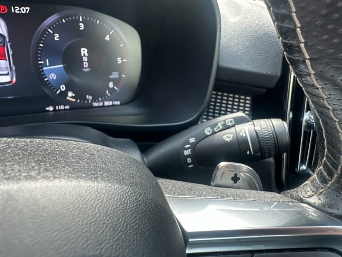 2025 Volvo Xc40
