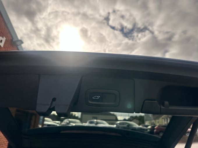 2025 Volvo Xc60