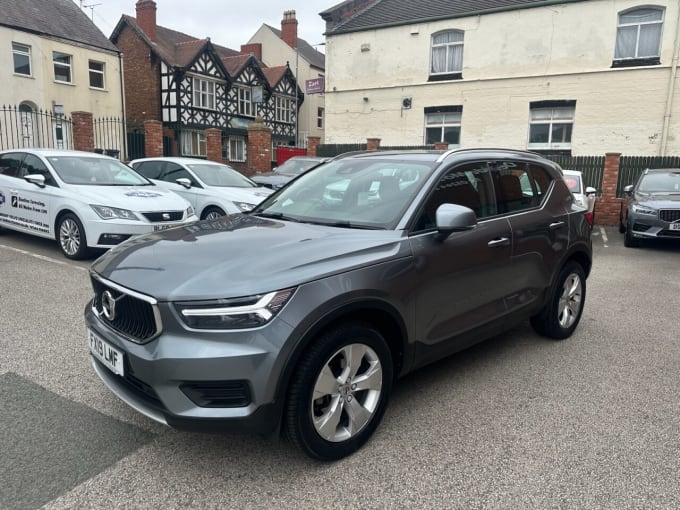2025 Volvo Xc40