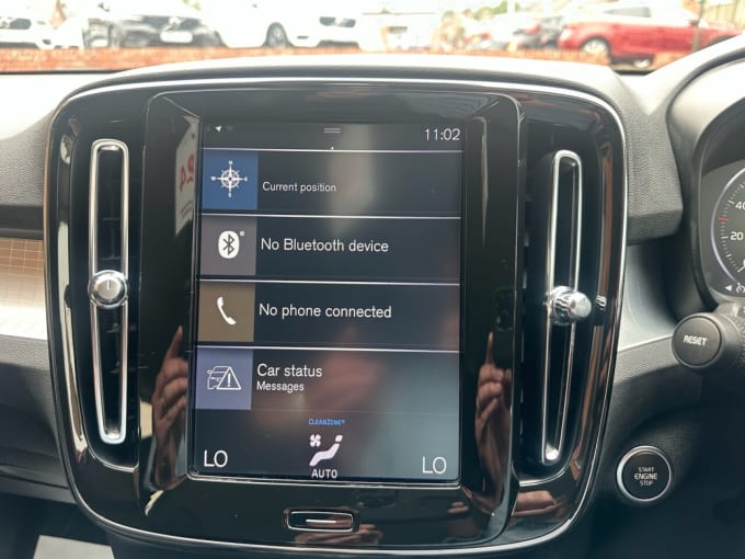 2025 Volvo Xc40