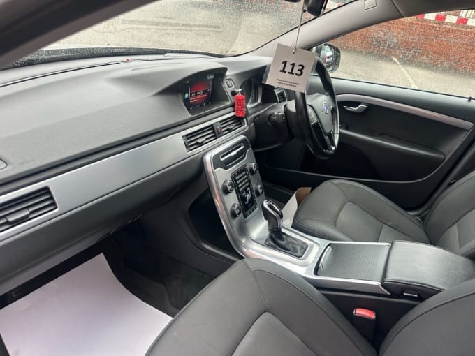 2025 Volvo V70