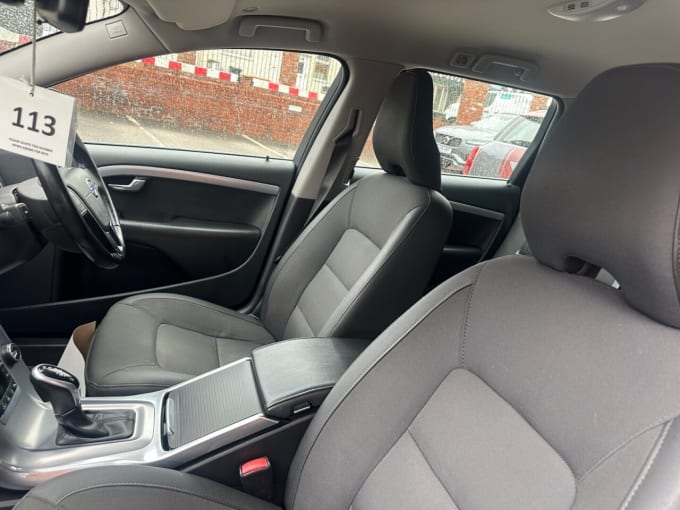 2025 Volvo V70