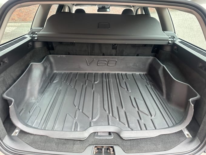 2025 Volvo V70