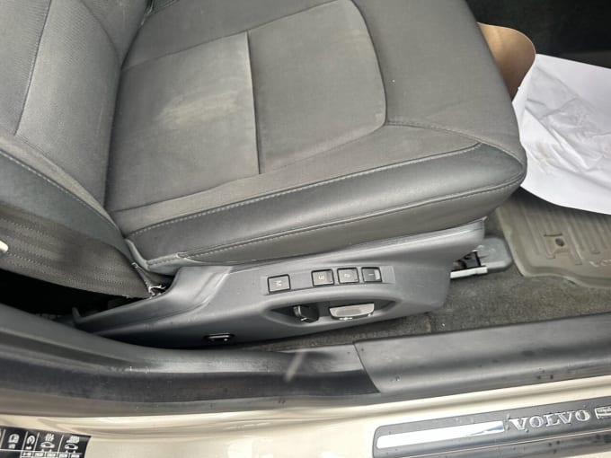 2025 Volvo V70