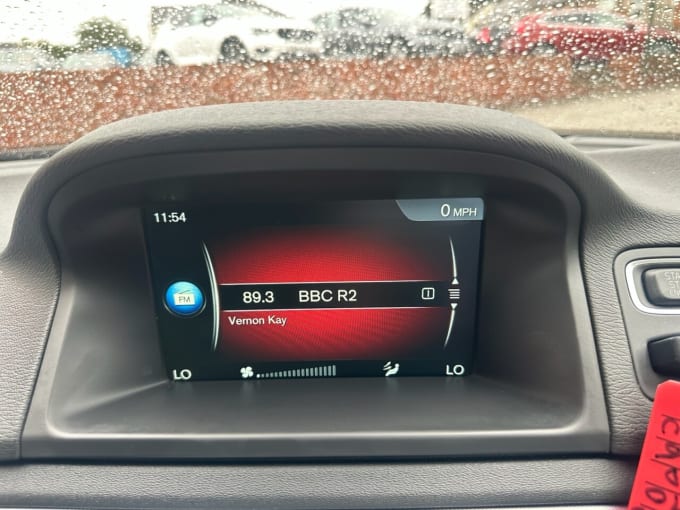 2025 Volvo V70