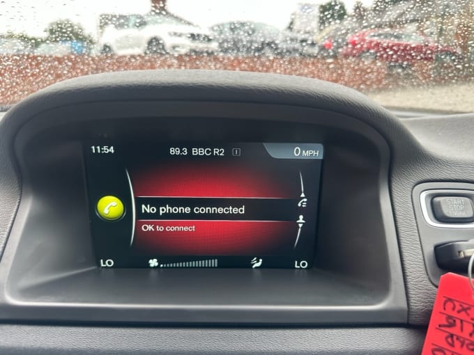 2025 Volvo V70