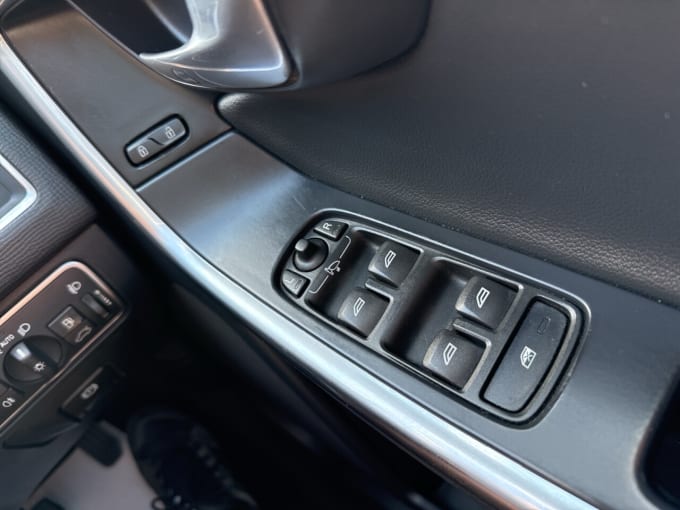2025 Volvo Xc60