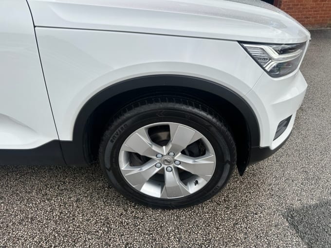 2025 Volvo Xc40