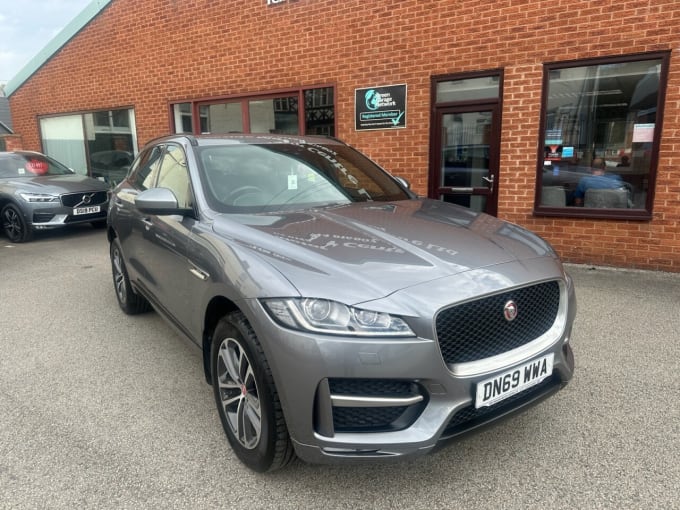 2025 Jaguar F-pace