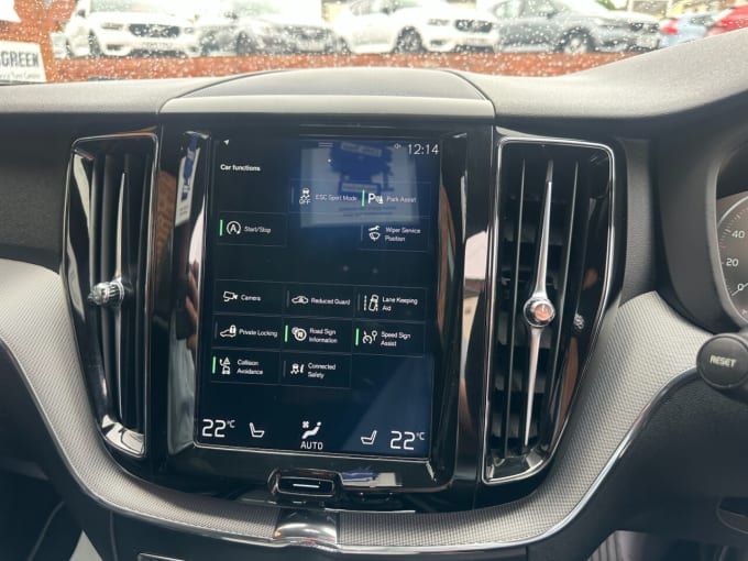 2025 Volvo Xc60