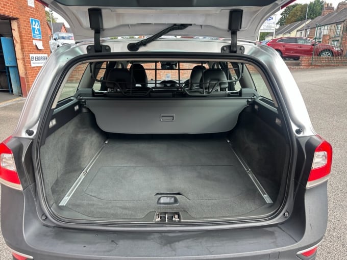2025 Volvo Xc70