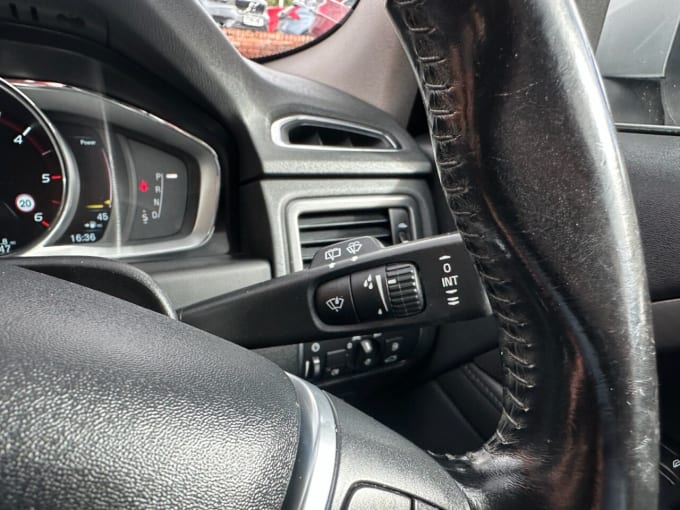 2025 Volvo Xc70