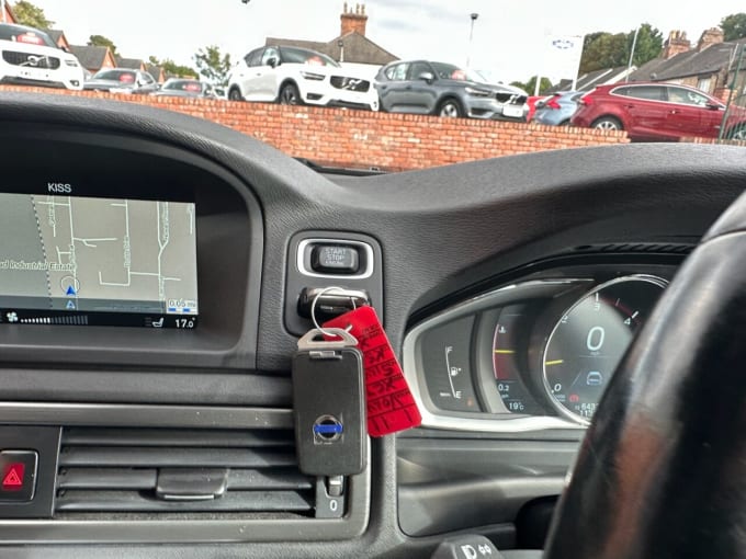 2025 Volvo Xc70