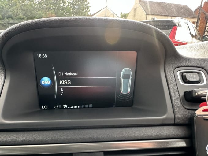 2025 Volvo Xc70