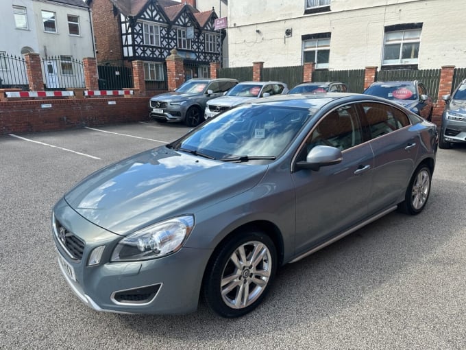 2025 Volvo S60