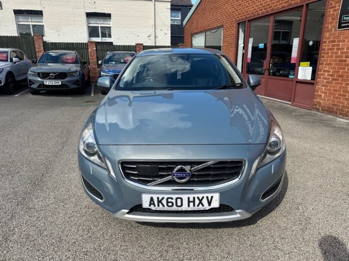 2025 Volvo S60
