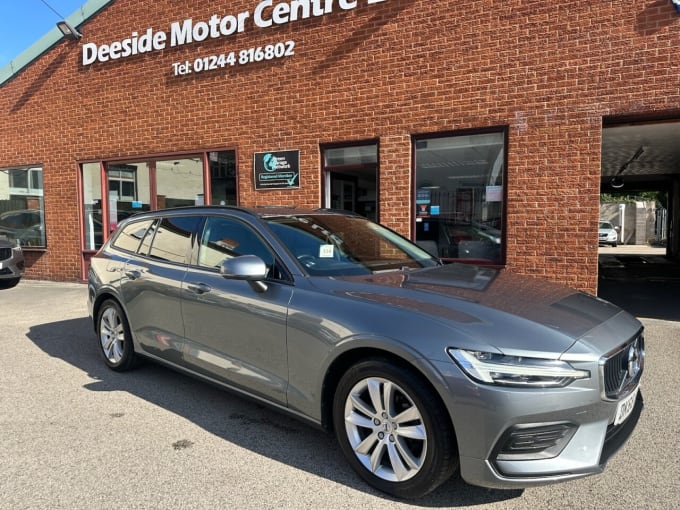 2025 Volvo V60