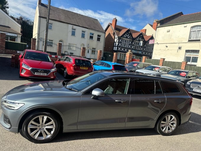 2025 Volvo V60