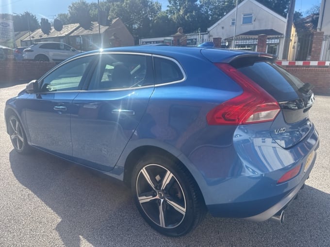 2018 Volvo V40
