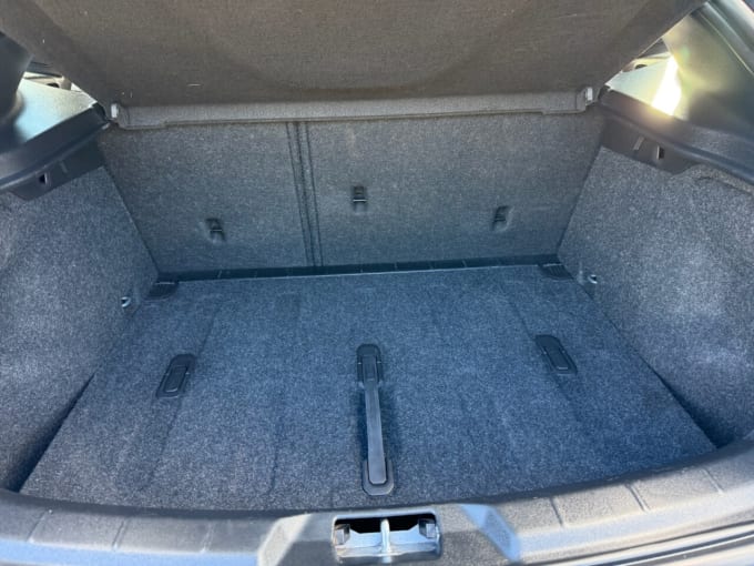 2018 Volvo V40