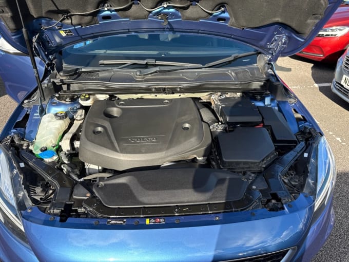 2018 Volvo V40