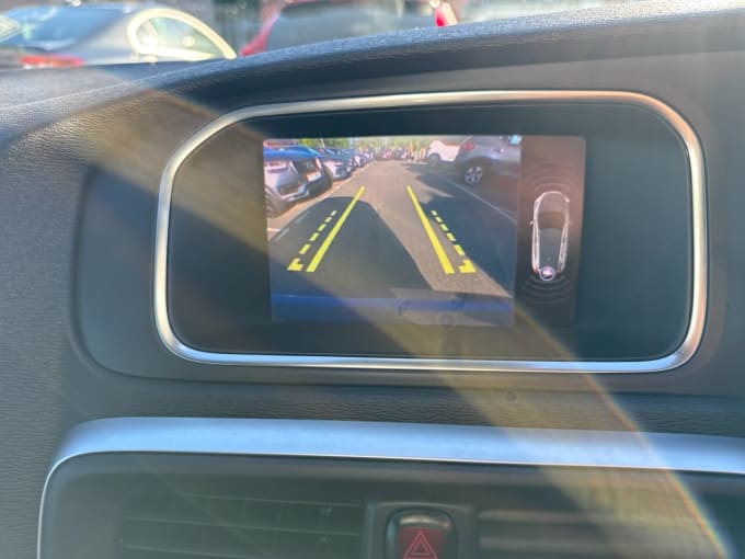 2018 Volvo V40