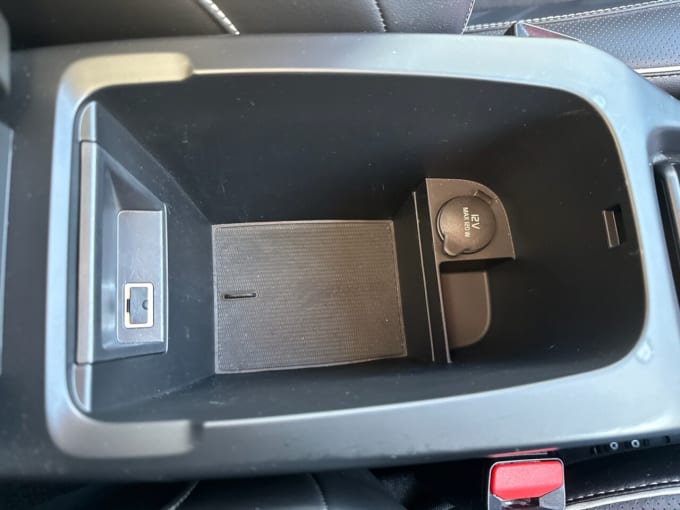 2018 Volvo V40