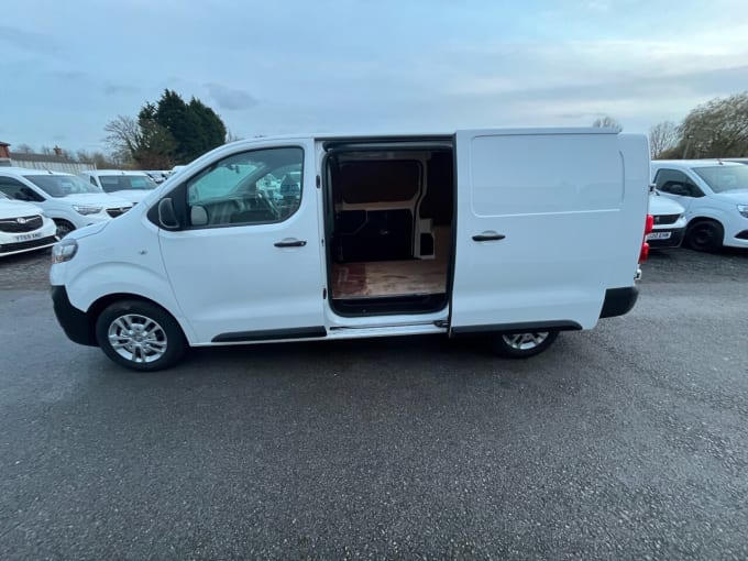 2021 Vauxhall Vivaro