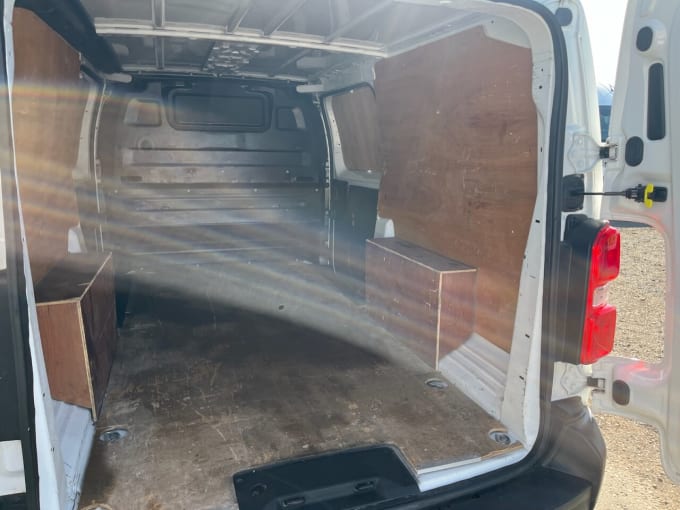 2021 Vauxhall Vivaro