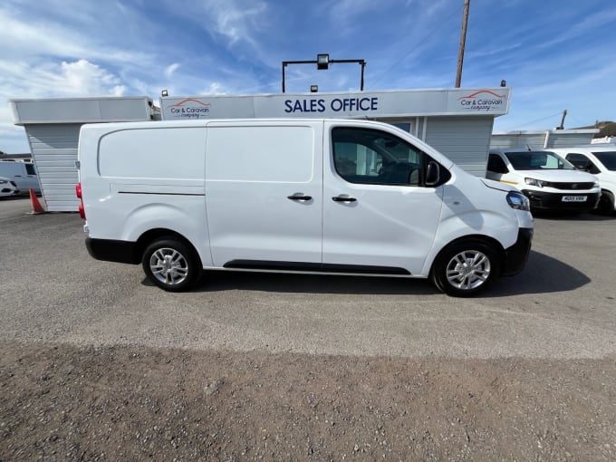 2025 Vauxhall Vivaro