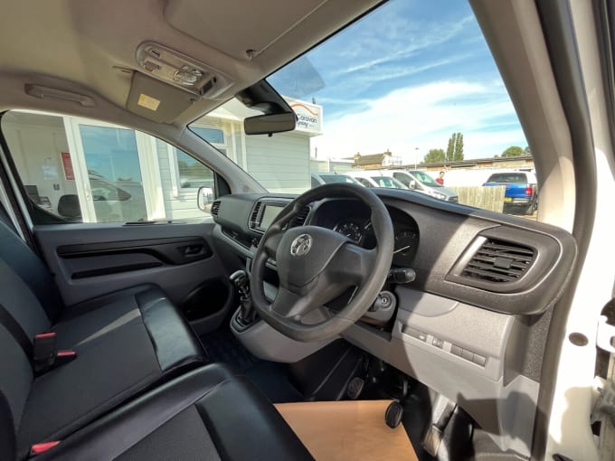 2024 Vauxhall Vivaro