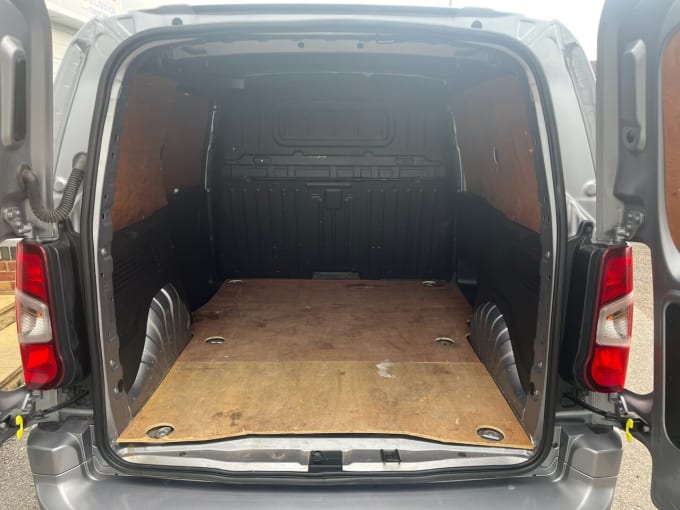 2024 Vauxhall Combo