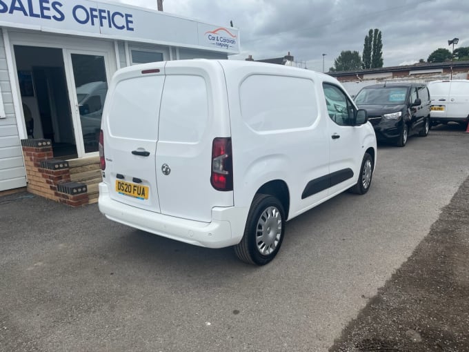 2025 Vauxhall Combo