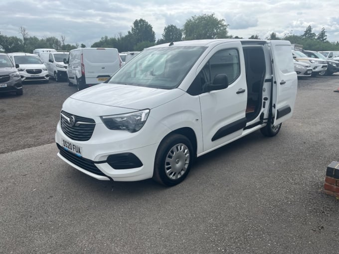 2025 Vauxhall Combo