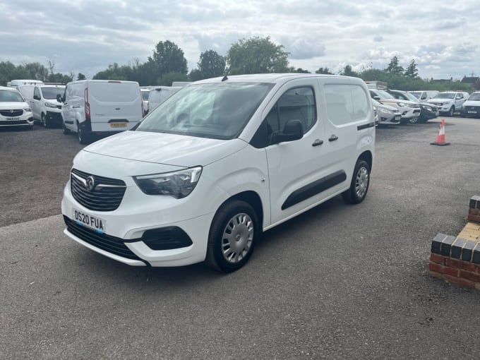 2025 Vauxhall Combo