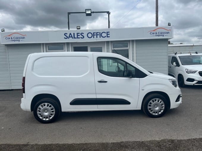 2025 Vauxhall Combo