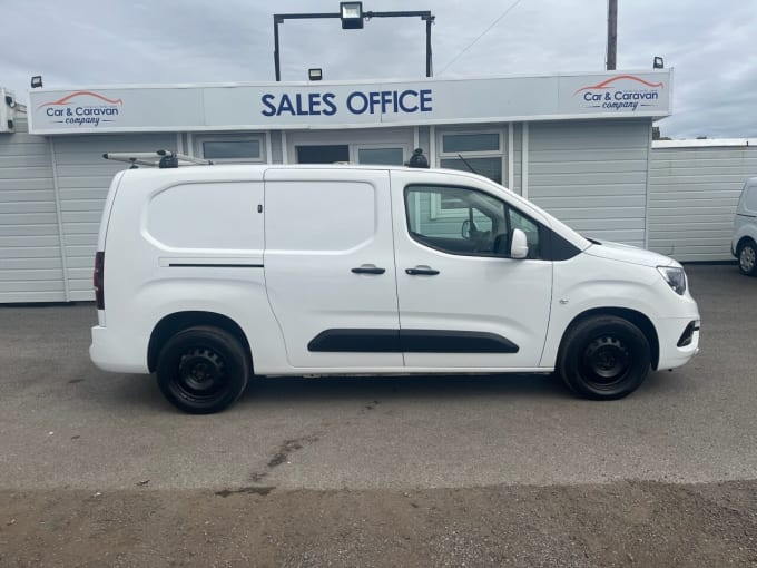 2025 Vauxhall Combo