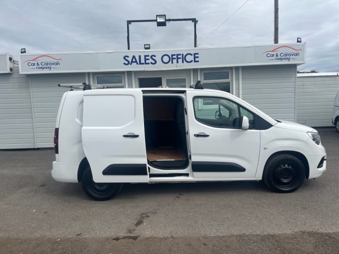 2025 Vauxhall Combo