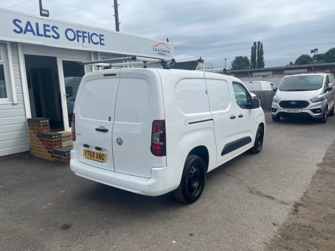 2024 Vauxhall Combo