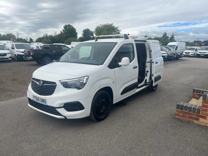 2024 Vauxhall Combo